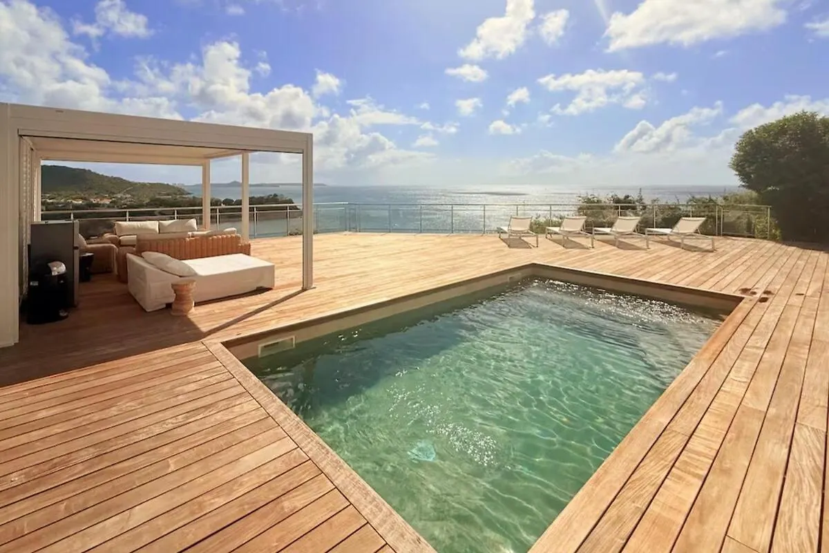 Villa 3 Chambres Renovee, Piscine Et Vue Mer Exceptionnelle La Savane